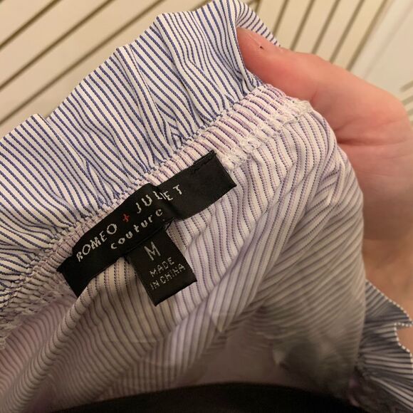 Romeo & Juliet Couture Off-The-Shoulder Top - Picture 6 of 6